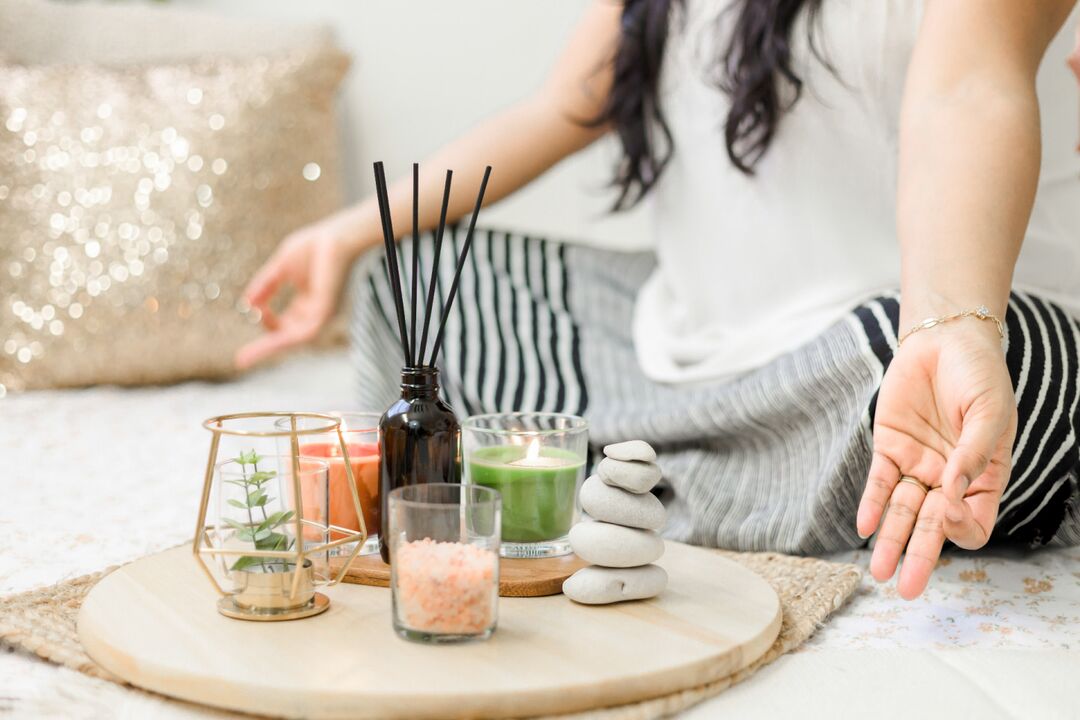 Meditation reduces thoughts about tobacco, which helps to abandon a bad habit